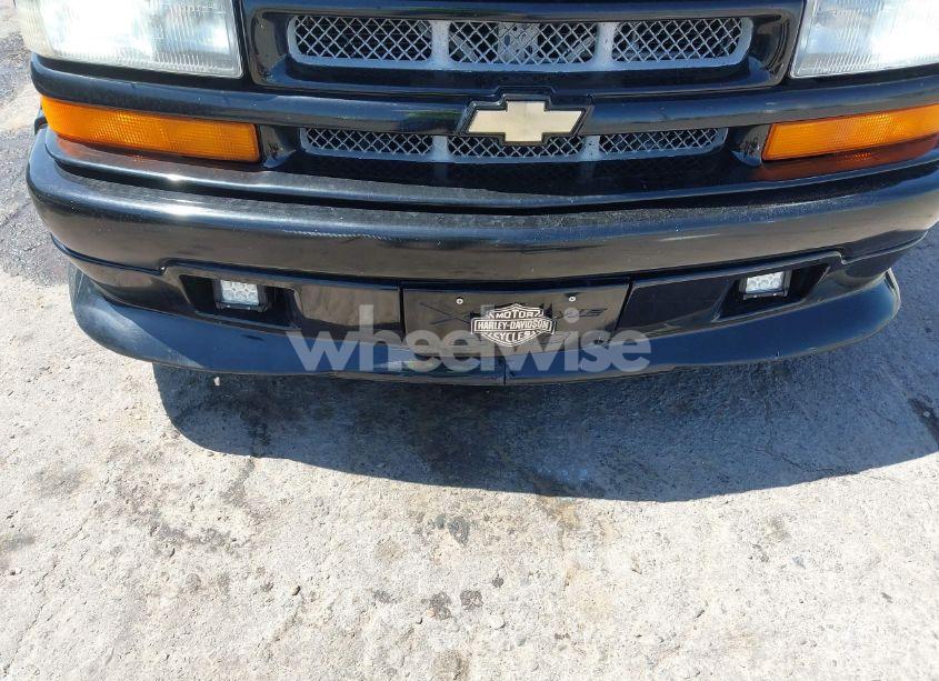 Photo 6 of 2000 Chevrolet S-10 LS (VIN 1GCCS1959Y8267792)