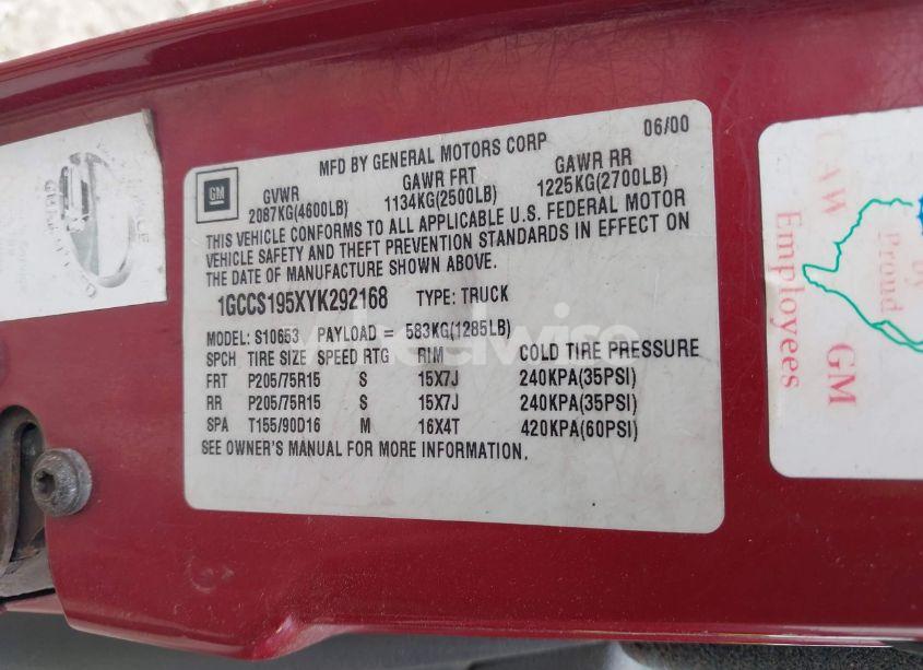 Photo 9 of 2000 Chevrolet S-10 LS (VIN 1GCCS195XYK292168)