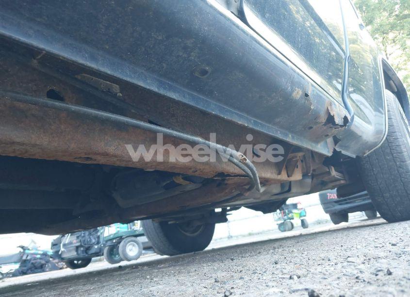 Photo 6 of 2004 Chevrolet Colorado (VIN 1GCCS196048101017)