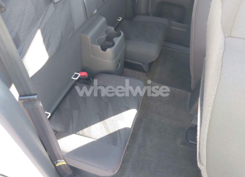 Photo 8 of 2005 Chevrolet Colorado LS (VIN 1GCCS196258286964)