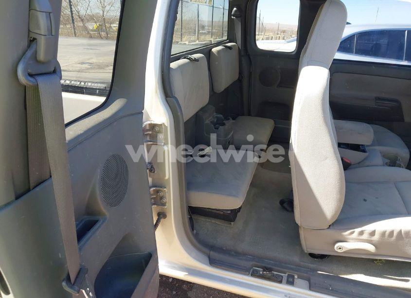 Photo 8 of 2004 Chevrolet Colorado (VIN 1GCCS196348189447)