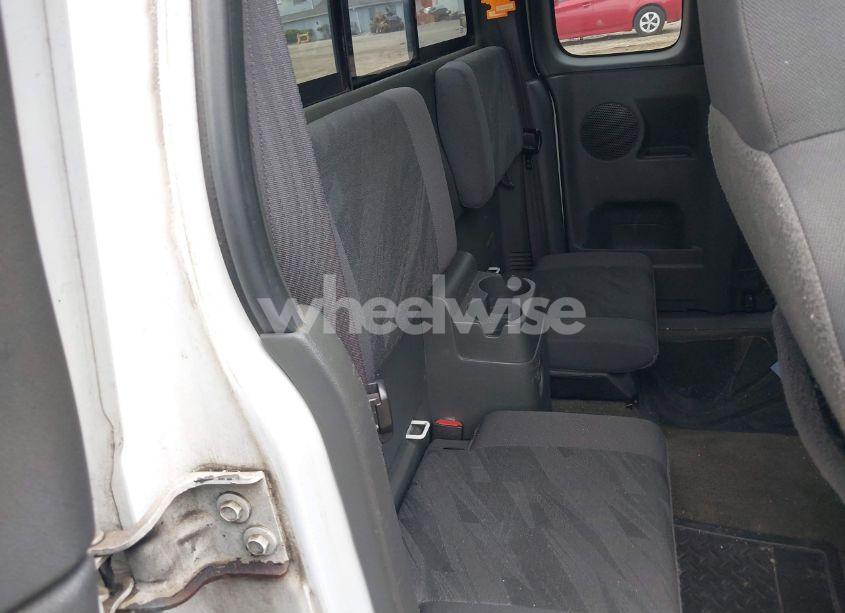 Photo 8 of 2005 Chevrolet Colorado LS (VIN 1GCCS196758116311)