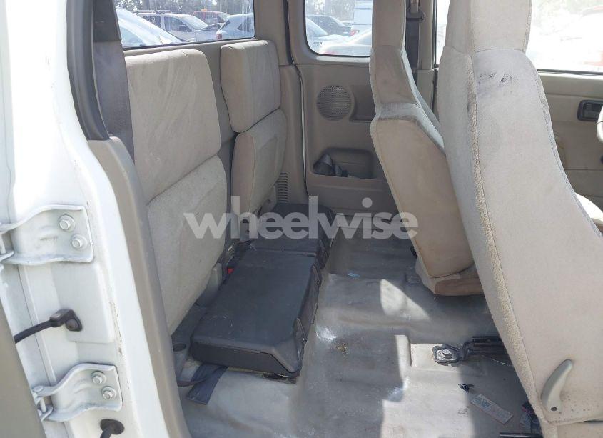 Photo 8 of 2005 Chevrolet Colorado (VIN 1GCCS198058197556)