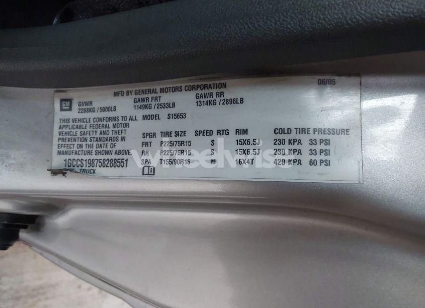 Photo 9 of 2005 Chevrolet Colorado LS (VIN 1GCCS198758288551)