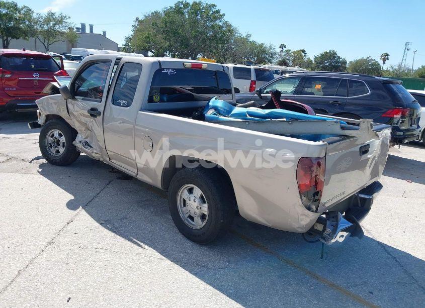 Photo 3 of 2004 Chevrolet Colorado LS (VIN 1GCCS198848145963)