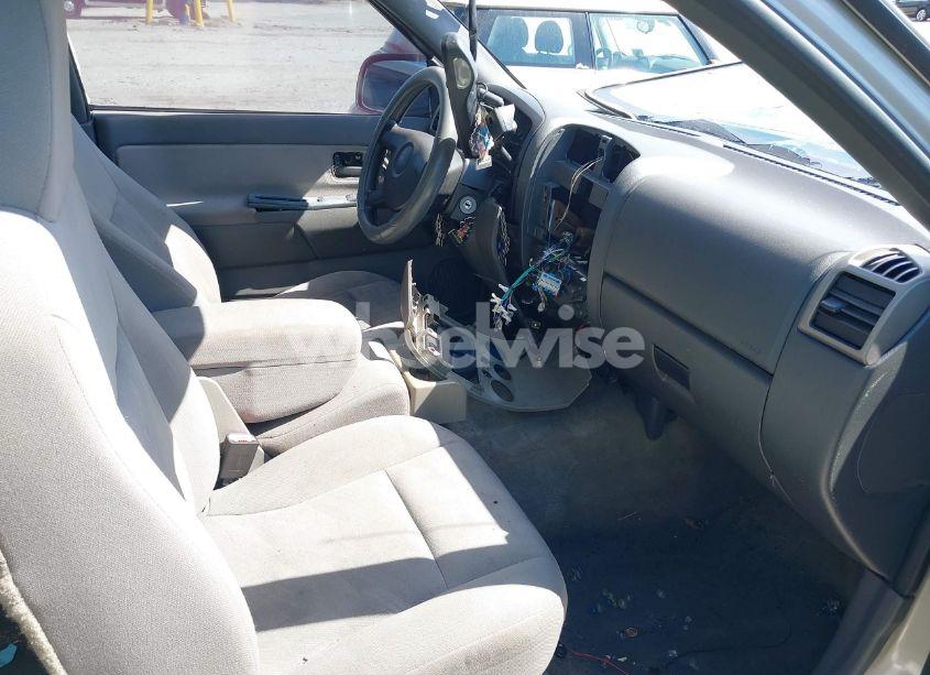 Photo 5 of 2004 Chevrolet Colorado LS (VIN 1GCCS198848145963)