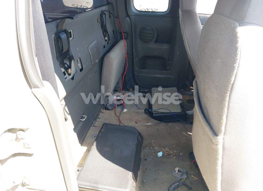 Photo 8 of 2004 Chevrolet Colorado LS (VIN 1GCCS198848145963)