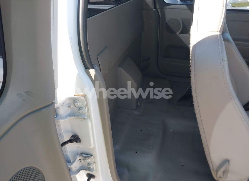 Photo 8 of 2006 Chevrolet Colorado WORK TRUCK (VIN 1GCCS198868285367)