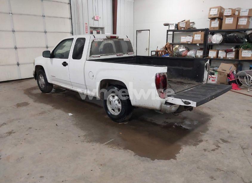 Photo 3 of 2005 Chevrolet Colorado (VIN 1GCCS198X58136134)