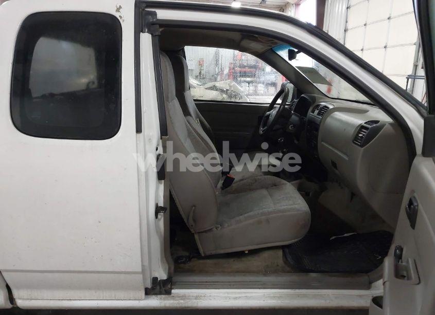 Photo 5 of 2005 Chevrolet Colorado (VIN 1GCCS198X58136134)