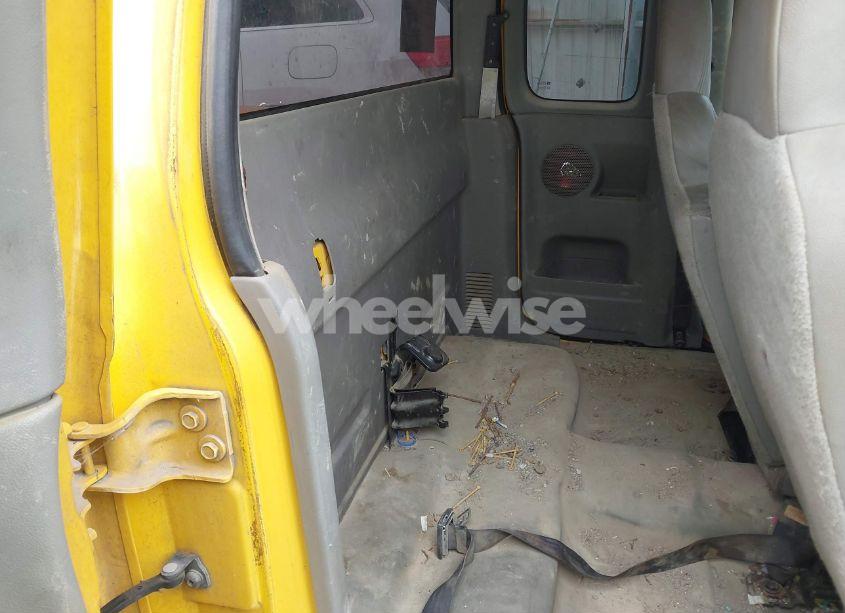 Photo 8 of 2007 Chevrolet Colorado LS (VIN 1GCCS199078180624)