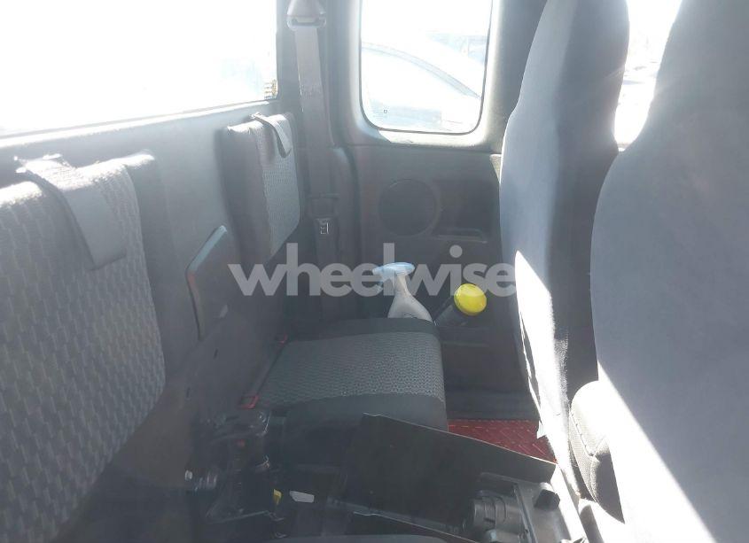 Photo 8 of 2007 Chevrolet Colorado LT (VIN 1GCCS199678159020)