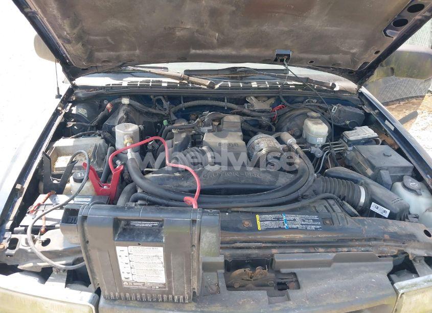 Photo 10 of 2003 Chevrolet S-10 (VIN 1GCCS19H038269059)