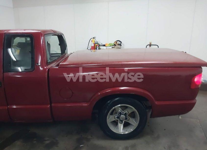 Photo 19 of 2003 Chevrolet S-10 LS (VIN 1GCCS19H138142854)