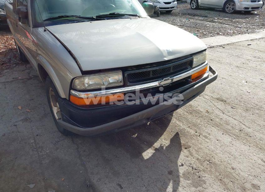 Photo 6 of 2003 Chevrolet S-10 LS (VIN 1GCCS19H238119597)