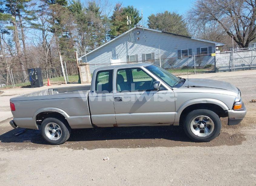 Photo 13 of 2003 Chevrolet S-10 (VIN 1GCCS19H438100436)