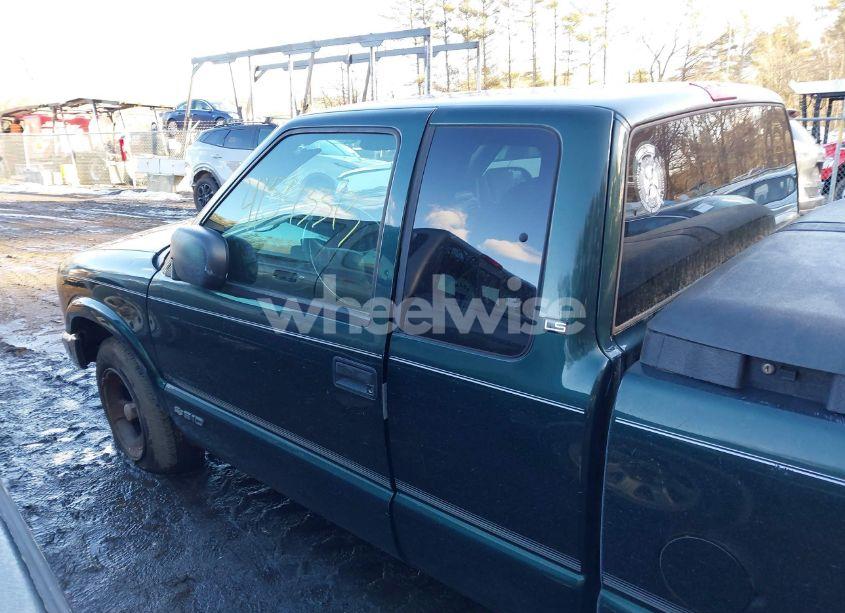Photo 14 of 2003 Chevrolet S-10 LS (VIN 1GCCS19H638165384)