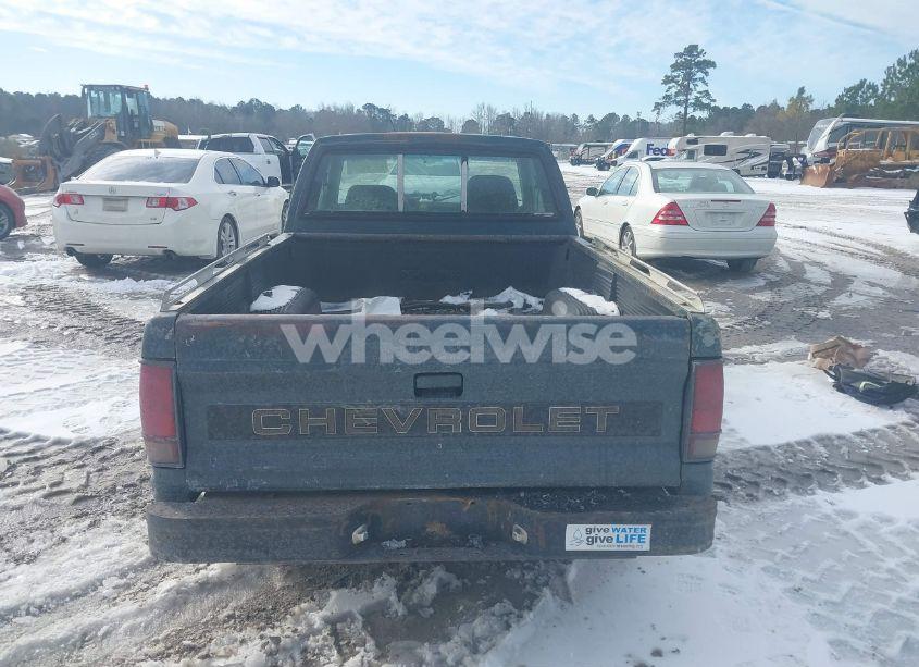 Photo 16 of 1993 Chevrolet S TRUCK S10 (VIN 1GCCS19R4P8169819)