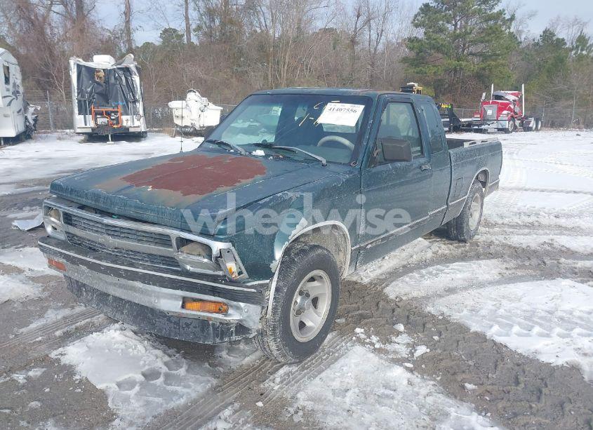 Photo 2 of 1993 Chevrolet S TRUCK S10 (VIN 1GCCS19R4P8169819)