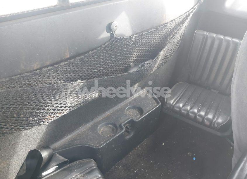 Photo 8 of 1993 Chevrolet S TRUCK S10 (VIN 1GCCS19R4P8169819)