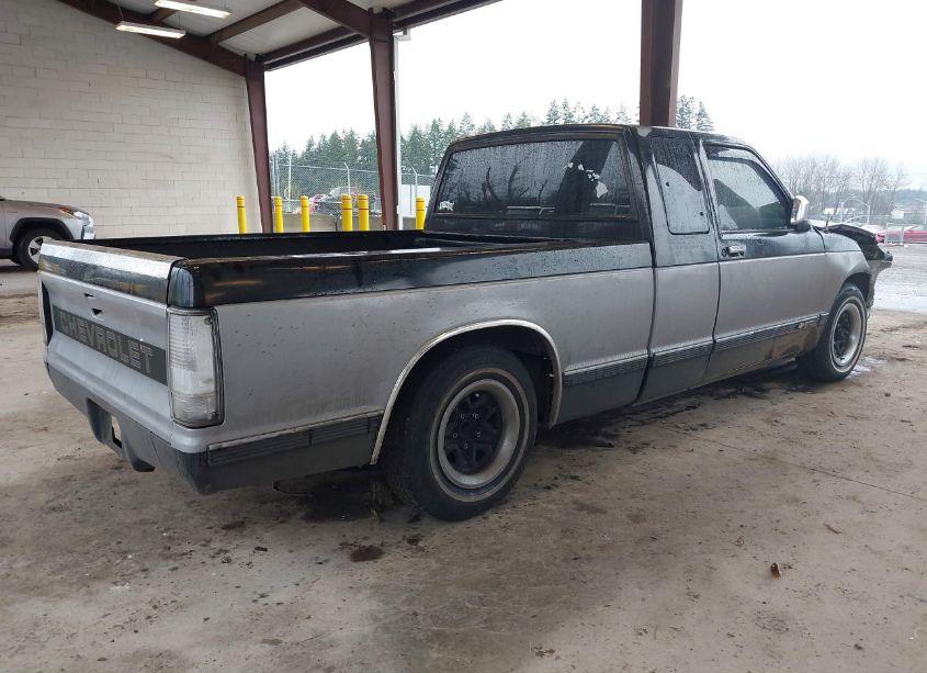 Photo 4 of 1991 Chevrolet S TRUCK S10 (VIN 1GCCS19R6M8169204)