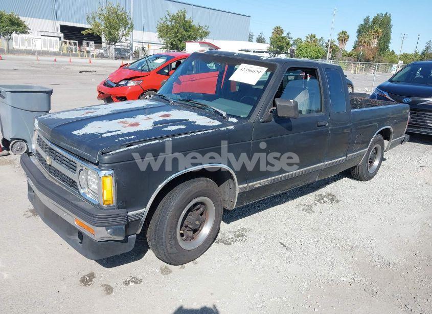 Photo 2 of 1991 Chevrolet S TRUCK S10 (VIN 1GCCS19R8M8292311)