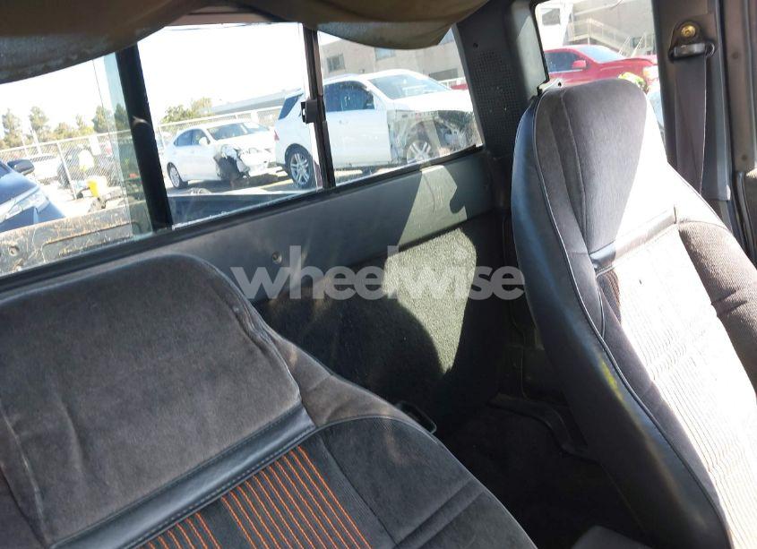 Photo 8 of 1991 Chevrolet S TRUCK S10 (VIN 1GCCS19R8M8292311)