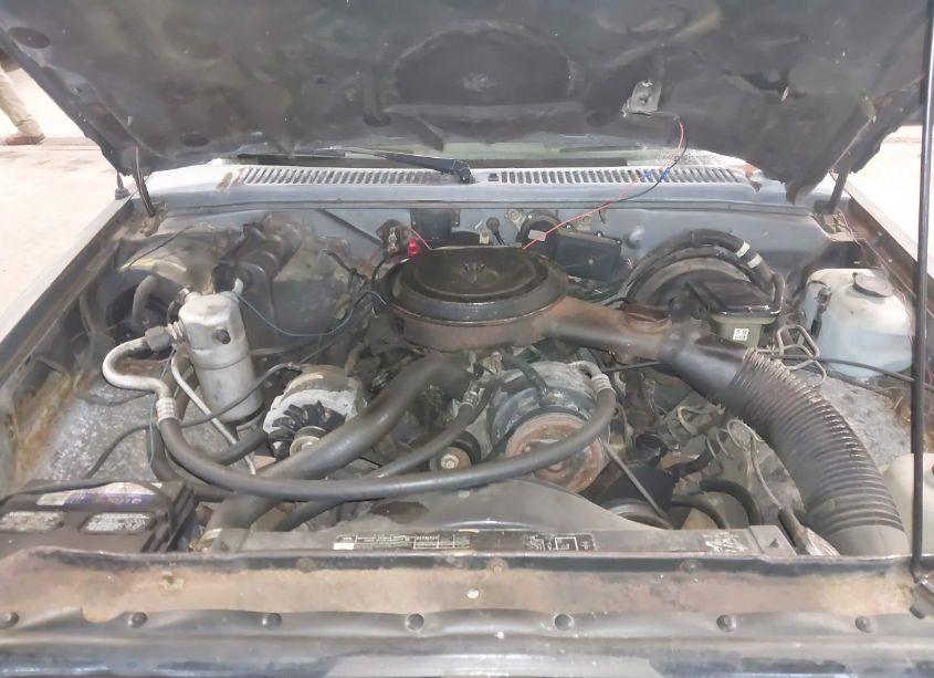 Photo 10 of 1988 Chevrolet S TRUCK S10 (VIN 1GCCS19R9J2126376)