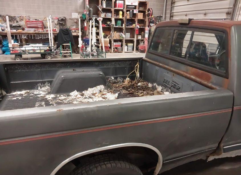 Photo 16 of 1988 Chevrolet S TRUCK S10 (VIN 1GCCS19R9J2126376)