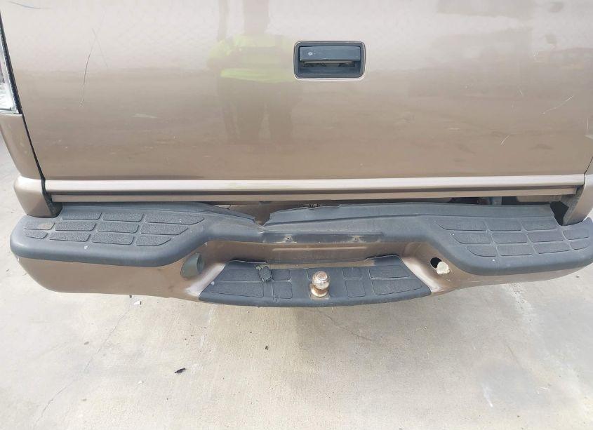 Photo 6 of 2002 Chevrolet S-10 LS (VIN 1GCCS19W028160100)