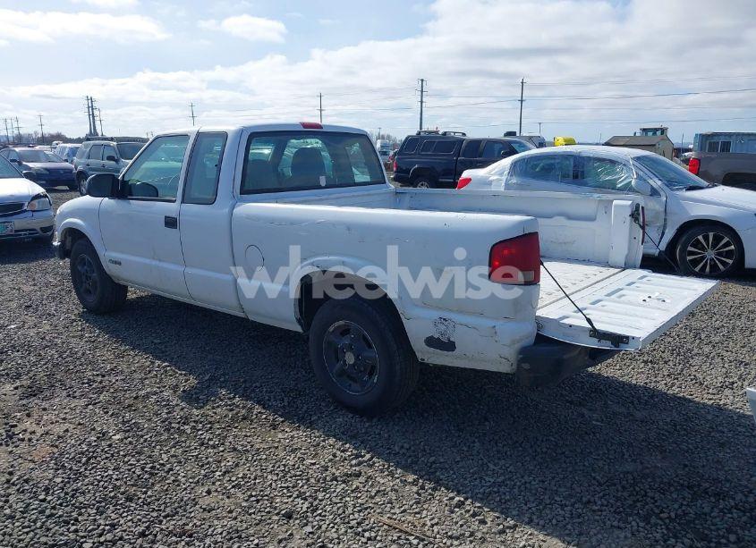 Photo 3 of 2002 Chevrolet S-10 (VIN 1GCCS19W028183151)