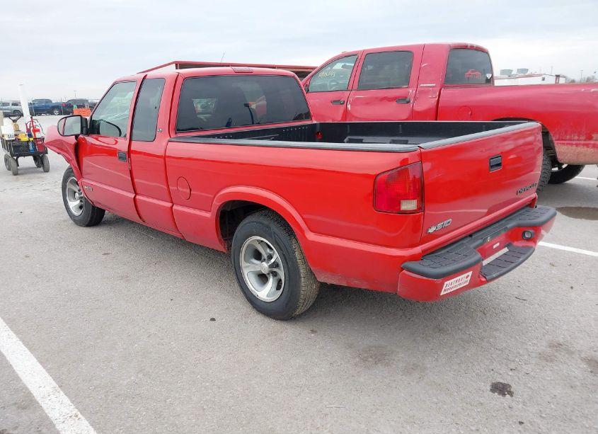 Photo 3 of 2002 Chevrolet S-10 LS (VIN 1GCCS19W028231361)