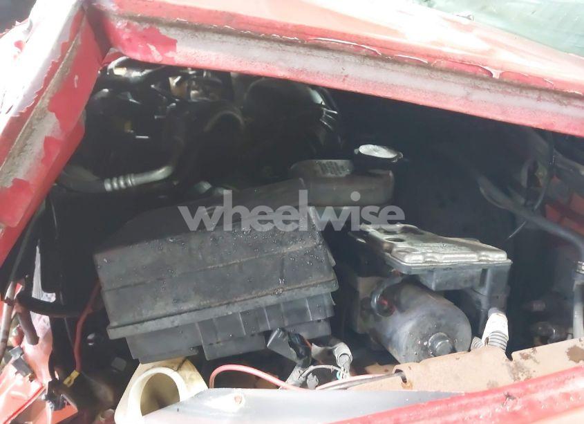 Photo 10 of 2000 Chevrolet S-10 LS (VIN 1GCCS19W2Y8203649)