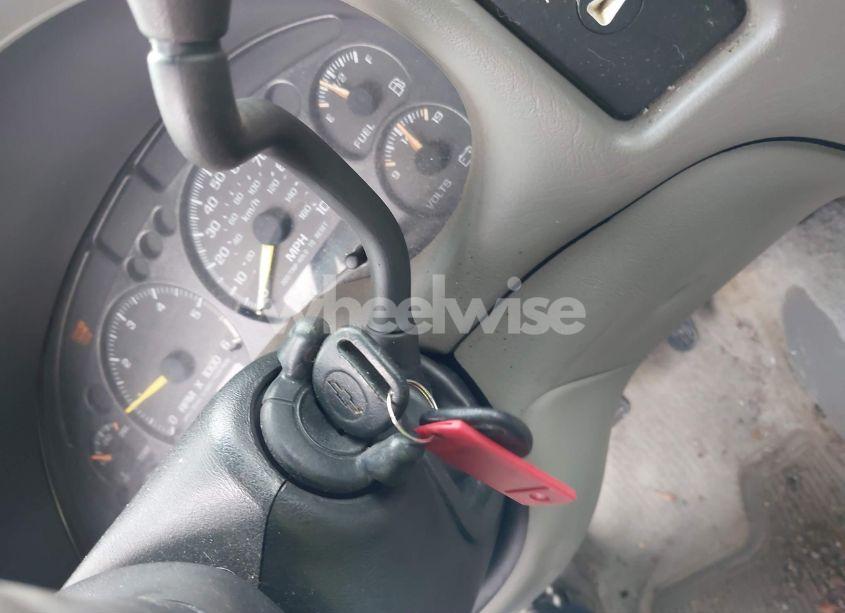 Photo 11 of 2001 Chevrolet S-10 LS (VIN 1GCCS19W318145346)