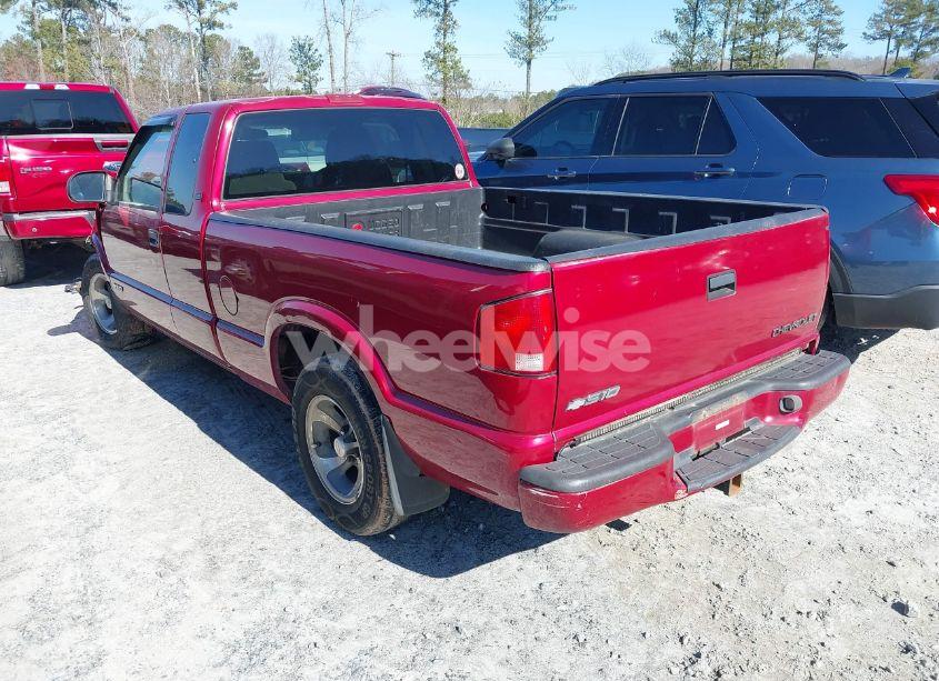 Photo 3 of 2002 Chevrolet S-10 LS (VIN 1GCCS19W428133546)