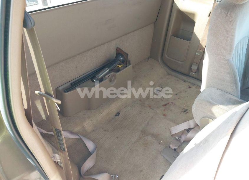 Photo 8 of 2002 Chevrolet S-10 LS (VIN 1GCCS19W428142425)