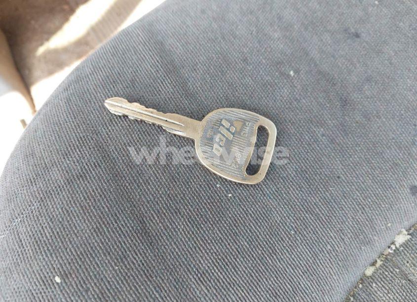 Photo 11 of 2002 Chevrolet S-10 LS (VIN 1GCCS19W428178485)