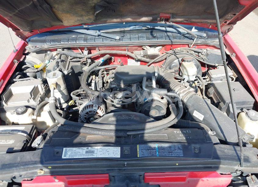 Photo 10 of 2002 Chevrolet S-10 LS (VIN 1GCCS19W528163655)