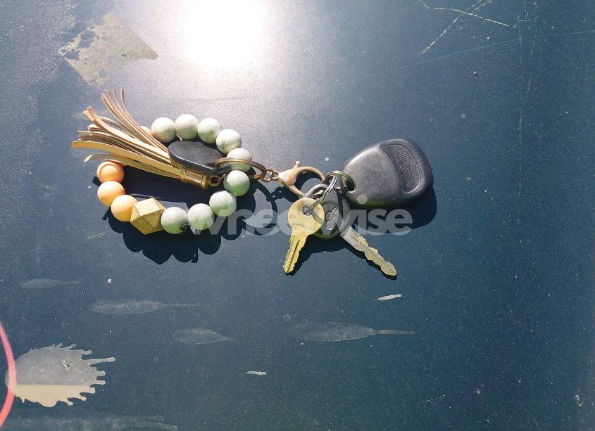 Photo 11 of 2002 Chevrolet S-10 LS (VIN 1GCCS19W528218430)