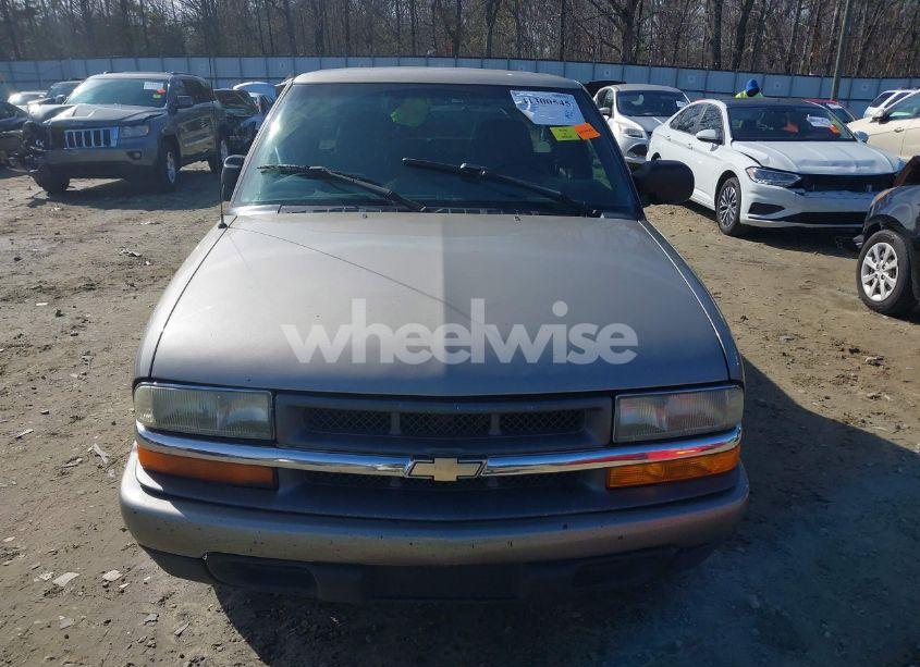 Photo 12 of 2002 Chevrolet S-10 LS (VIN 1GCCS19W528221649)