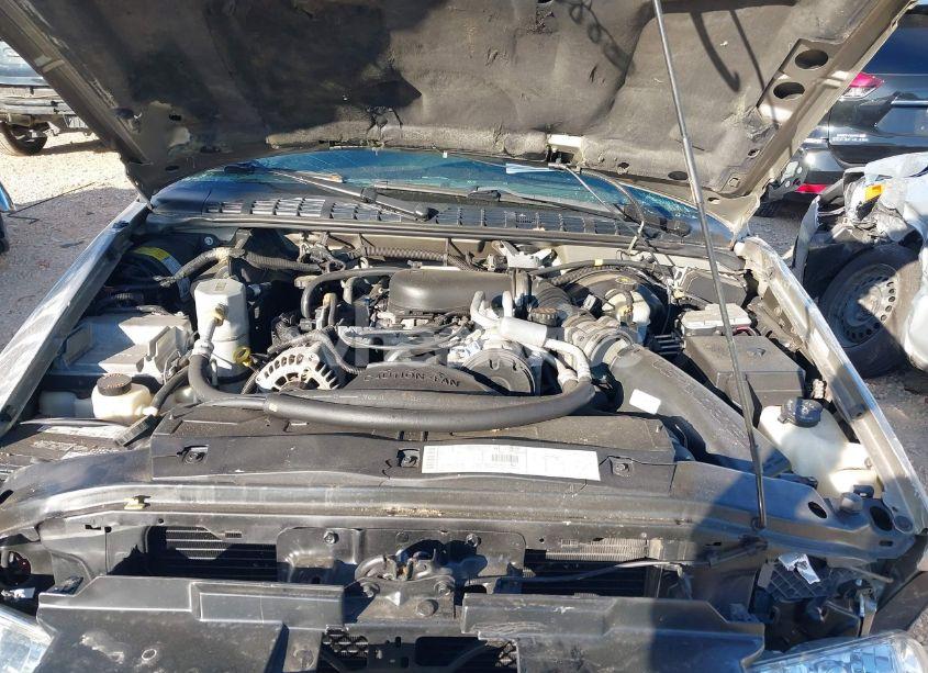 Photo 10 of 2001 Chevrolet S-10 LS (VIN 1GCCS19W618108372)