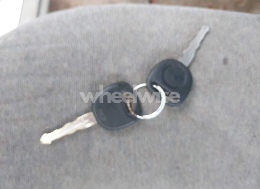 Photo 11 of 2002 Chevrolet S-10 LS (VIN 1GCCS19W628251386)