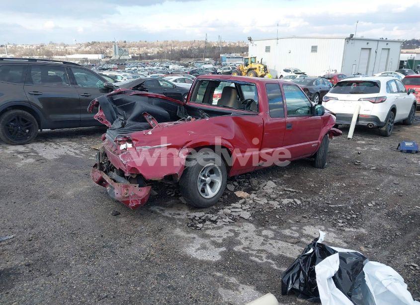 Photo 4 of 2002 Chevrolet S-10 LS (VIN 1GCCS19W728215013)