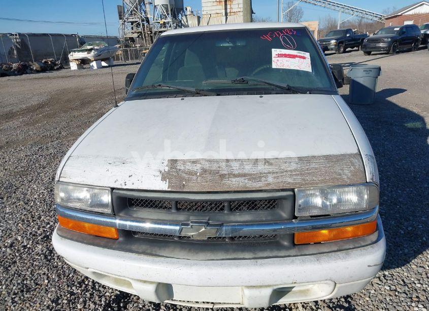 Photo 6 of 2000 Chevrolet S-10 LS (VIN 1GCCS19W7Y8308509)
