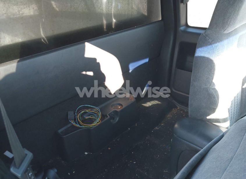 Photo 8 of 2000 Chevrolet S-10 LS (VIN 1GCCS19W7Y8308509)