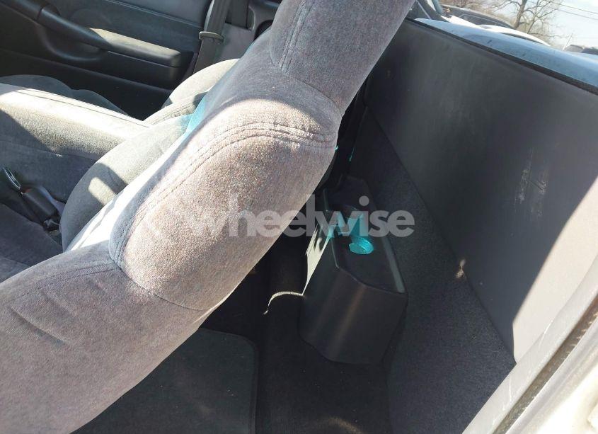 Photo 8 of 2001 Chevrolet S-10 LS (VIN 1GCCS19W918130818)