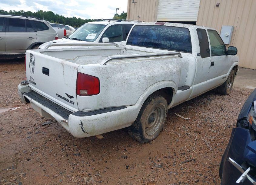 Photo 4 of 1996 Chevrolet S TRUCK S10 (VIN 1GCCS19W9T8204273)