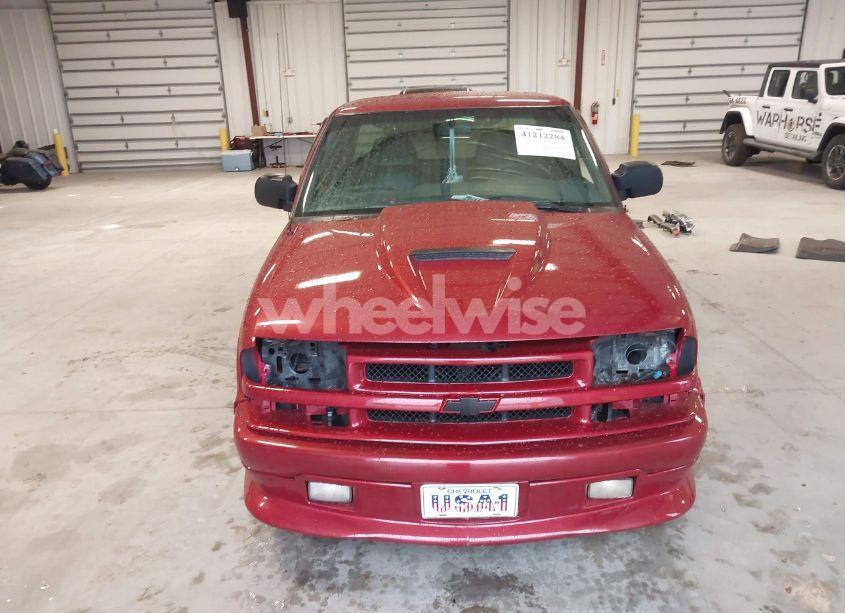 Photo 13 of 2002 Chevrolet S-10 LS (VIN 1GCCS19WX28170956)