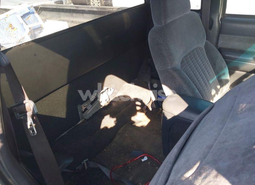 Photo 8 of 1998 Chevrolet S-10 LS FLEETSIDE (VIN 1GCCS19WXWK269740)