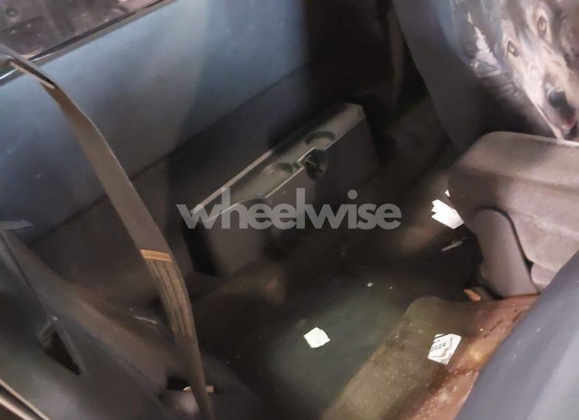 Photo 8 of 2000 Chevrolet S-10 LS (VIN 1GCCS19WXY8119160)